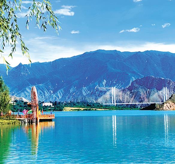 夏季的黃河谷地美不勝收