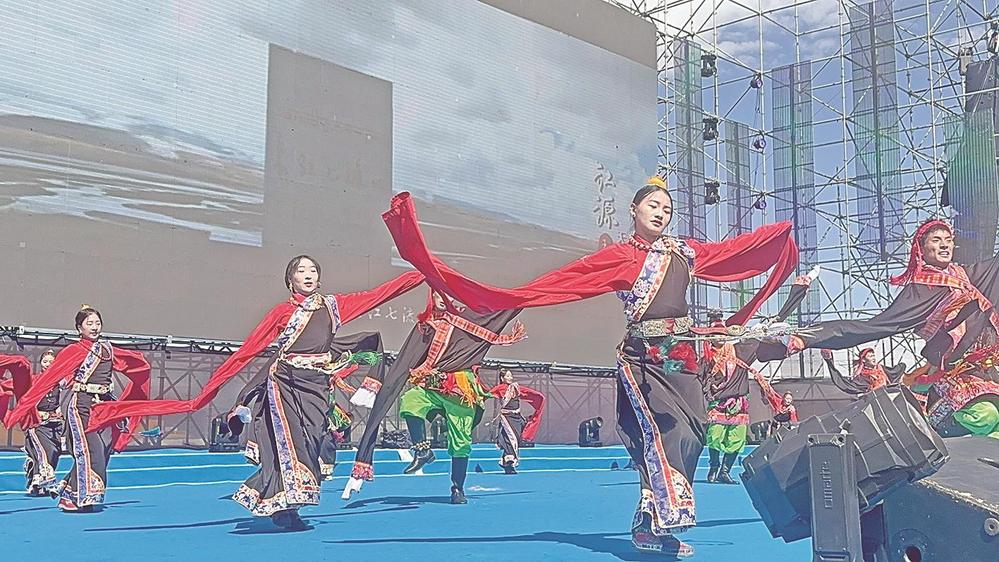 曲麻萊縣第四屆黃河源生態文化旅游系列活動啟幕