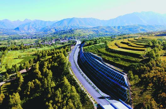 青海加西公路工程加速推進