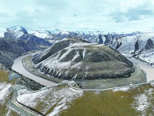 遇見長江第一灣 領略大美江河源