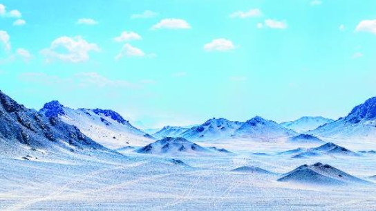 海西黑獨山:大美無言的水墨丹青