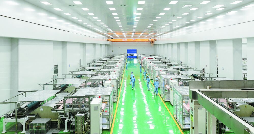 【新時代 新征程 新偉業·高質量發展調研行】聆聽新材料高質量發展的足音——西寧開發區高質量發展一線觀察之二