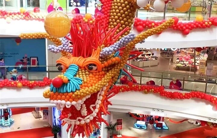 臘月到,西寧商超年味濃