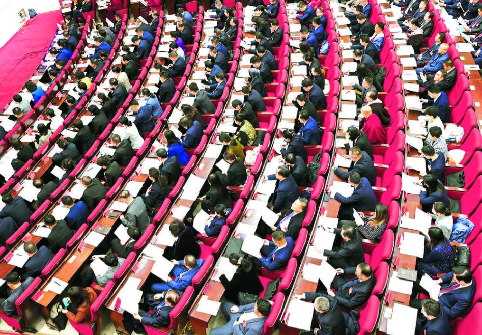 建言資政謀發(fā)展 凝聚共識譜新篇——省政協(xié)十三屆二次會議開幕側(cè)記