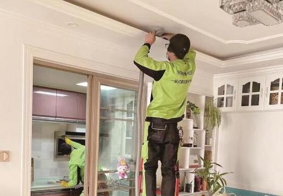 青海西寧:春節(jié)將至 新家政服務(wù)吃香