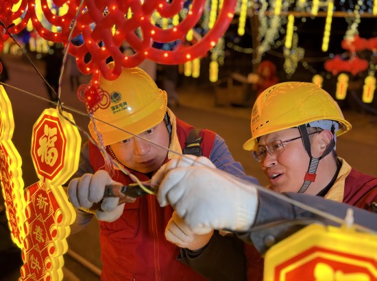 【新春走基層】護航元宵節 保電不停歇