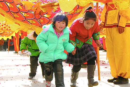 【河湟文化尋訪錄】河湟社火話舞龍