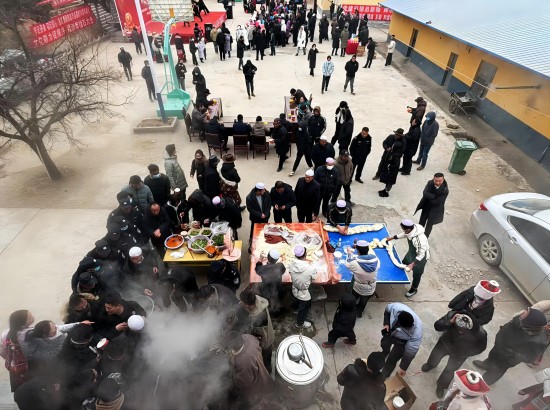 “文化過大年”接地氣暖人心