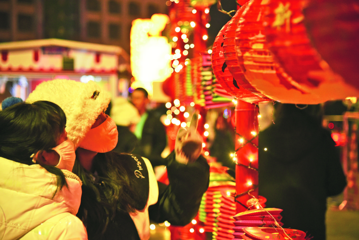 【新春走基層】祥龍獻瑞鬧元宵 喜迎盛世滿天輝 ——青海各族群眾歡度元宵佳節見聞