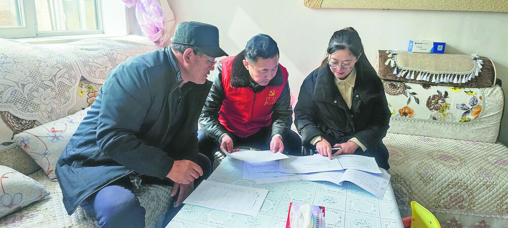 【一學(xué)三促·萬(wàn)名干部下鄉(xiāng)】“一號(hào)文件精神宣講到心坎上了”