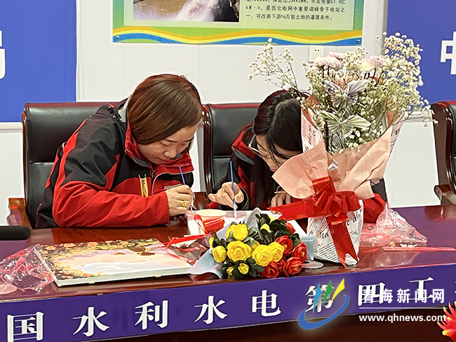 激揚巾幗志 奮進新征程