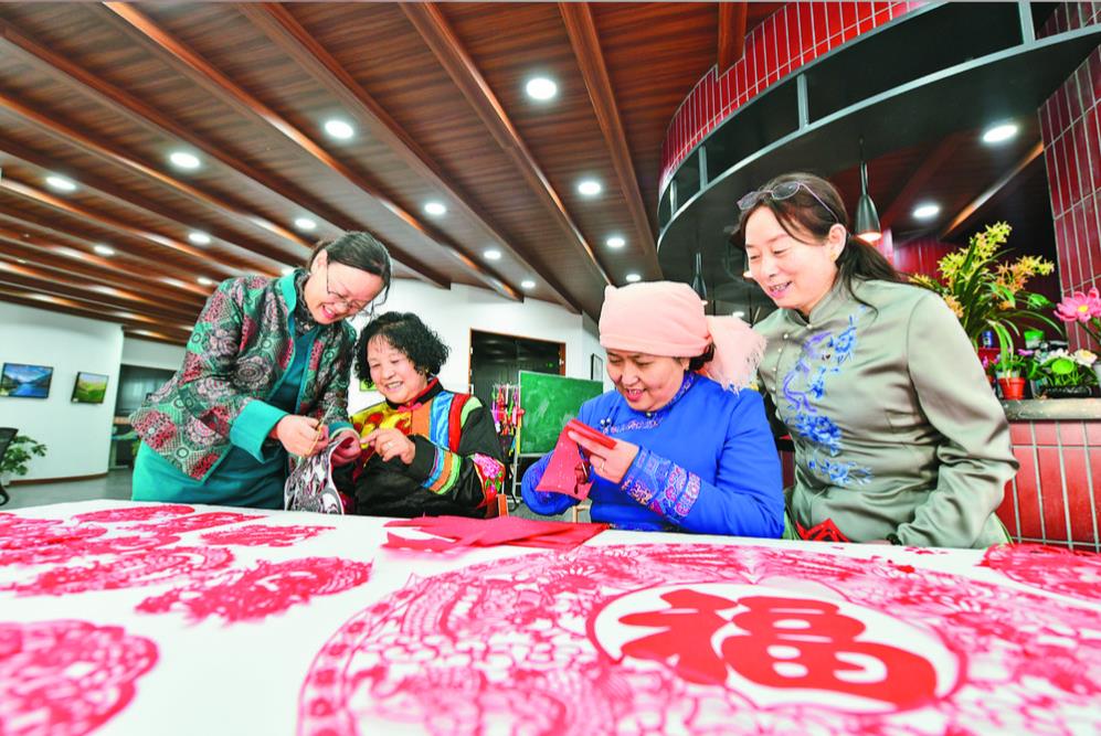 【筑夢現代化 共繪新圖景·兩會特刊 連線北京】同心繪就民族團結進步新畫卷