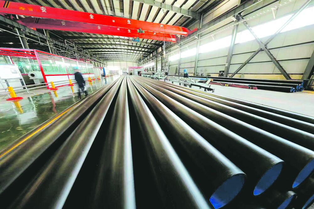 “推動特色產(chǎn)業(yè)再上新臺階……”