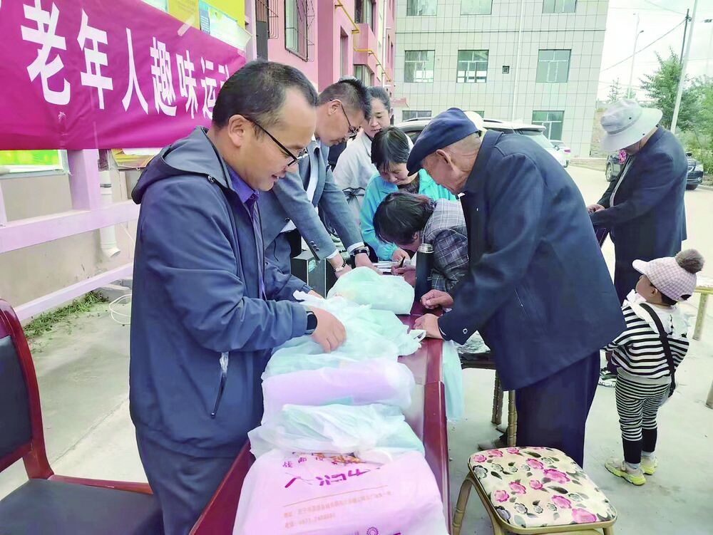 【黨旗領(lǐng)航】紀(jì)檢監(jiān)察干部的駐村答卷