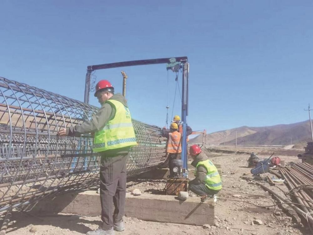 【新時(shí)代 新征程 新偉業(yè)】春潮涌動(dòng)干勁足 我省多個(gè)重點(diǎn)公路項(xiàng)目掀起施工熱潮