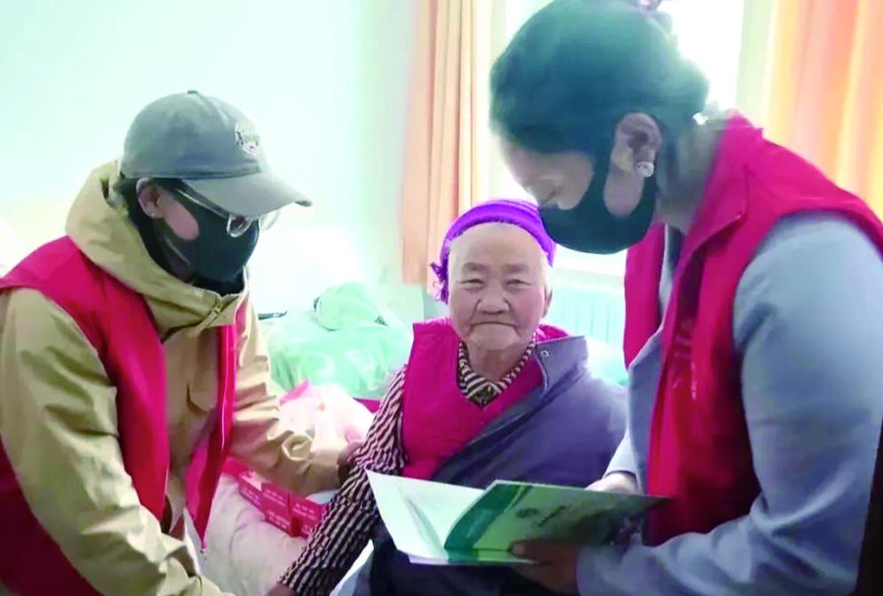 讓雷鋒精神在志愿服務(wù)中綻放時(shí)代風(fēng)采——記青海省學(xué)雷鋒活動(dòng)示范點(diǎn)共青團(tuán)剛察縣委