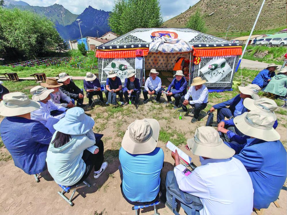 一條“紅紐帶”凝聚發展合力