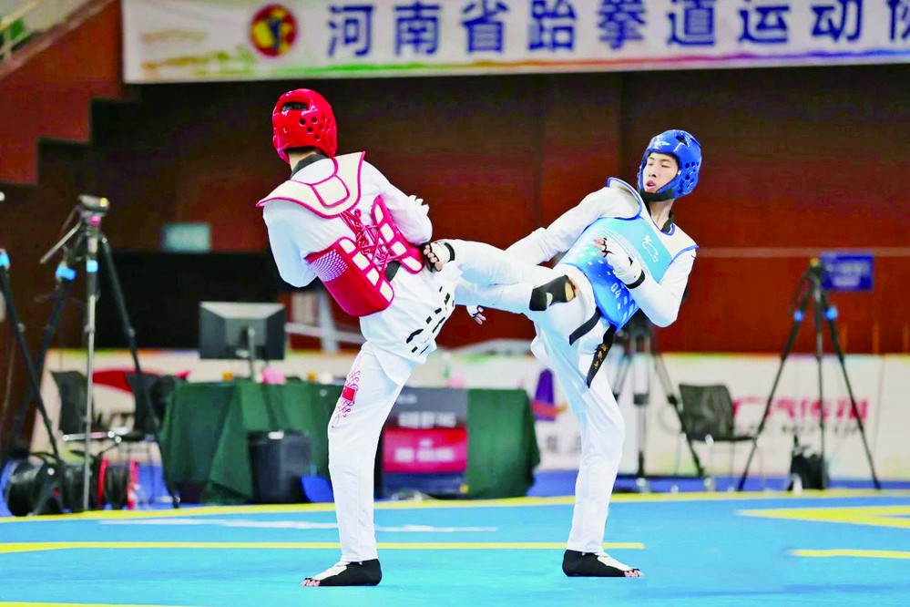 我省跆拳道選手奪得兩枚銀牌