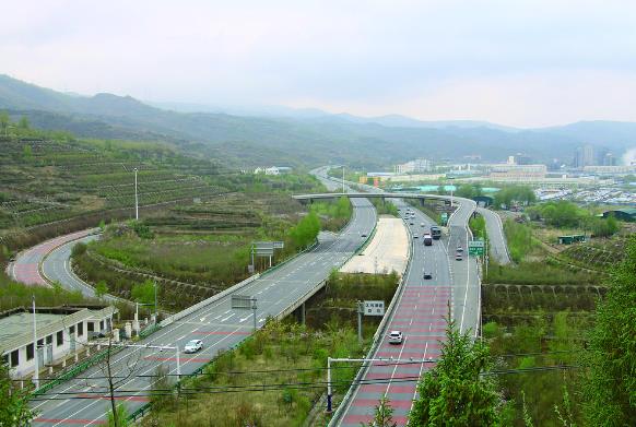 西寧楊溝灣互通出口開放