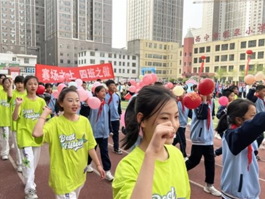西寧市中小學春季運動會地方味十足