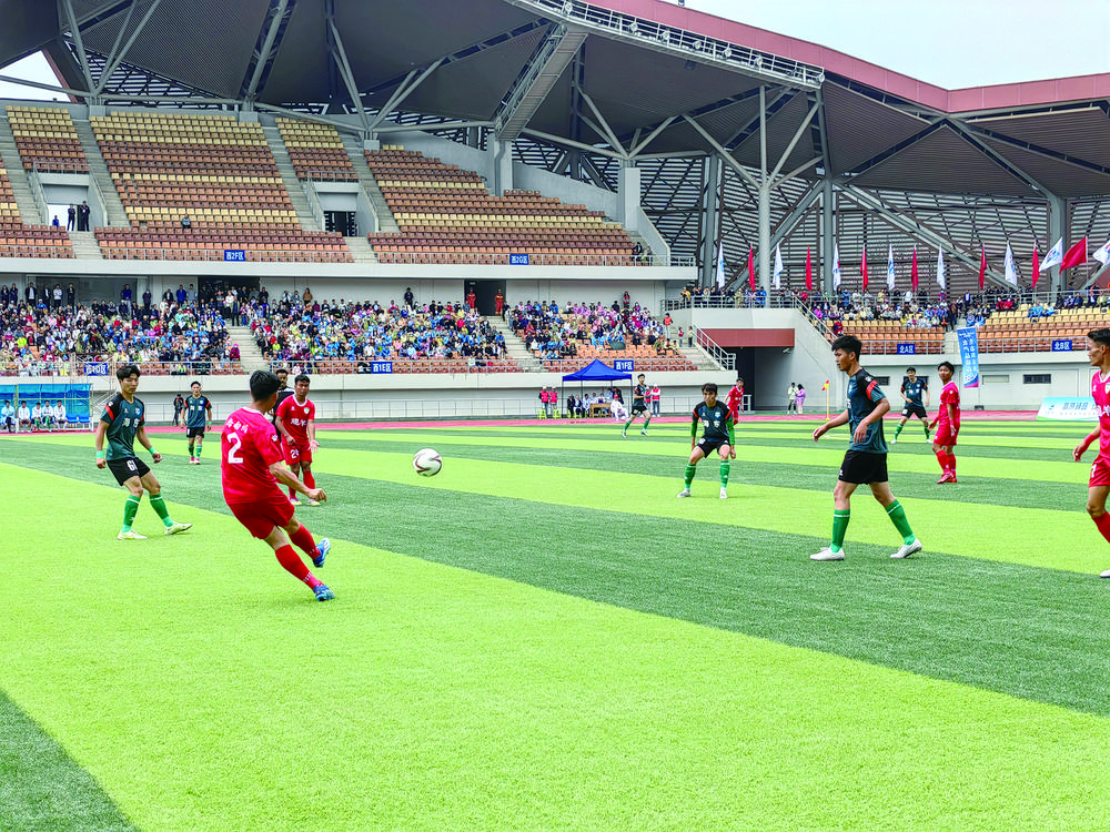 【大美青海·高原足球】綠茵場上競風流“五業”融合展新姿——“青超聯賽”海東賽區首場比賽見聞