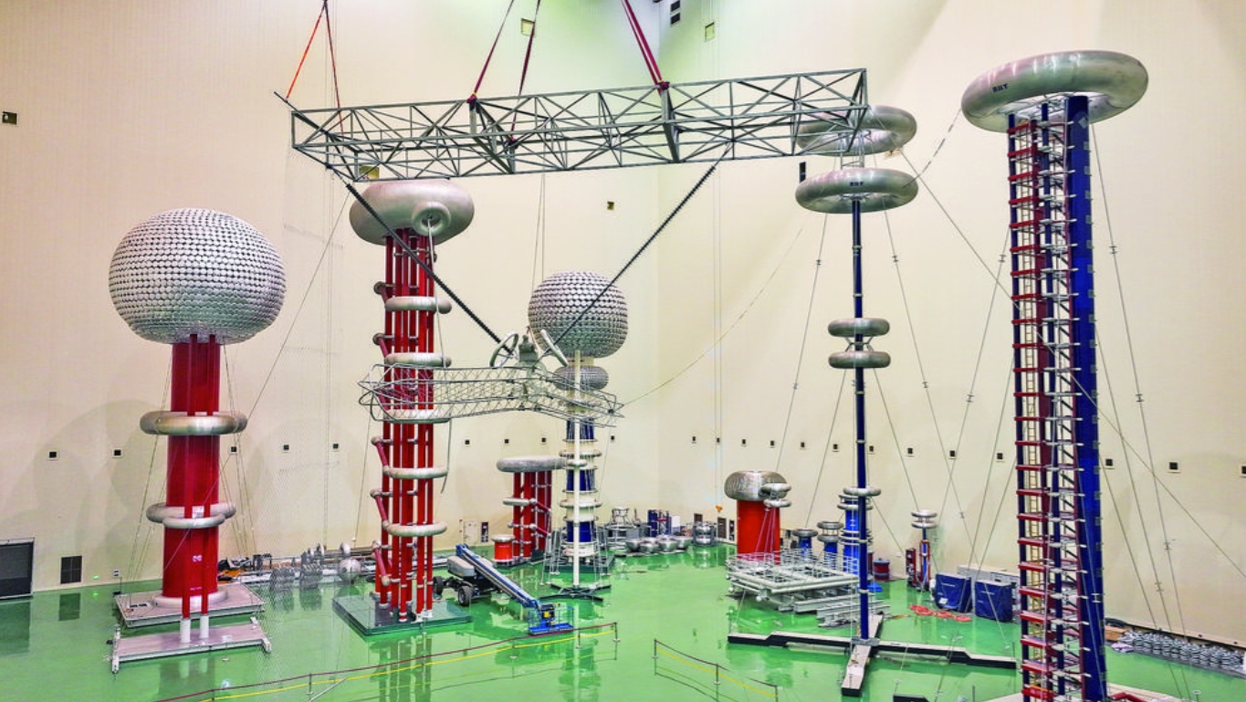 【新時代 新征程 新偉業·高質量發展調研行】 一場電閃雷鳴下的高反“體檢” ——因地制宜發展新質生產力·一線報道