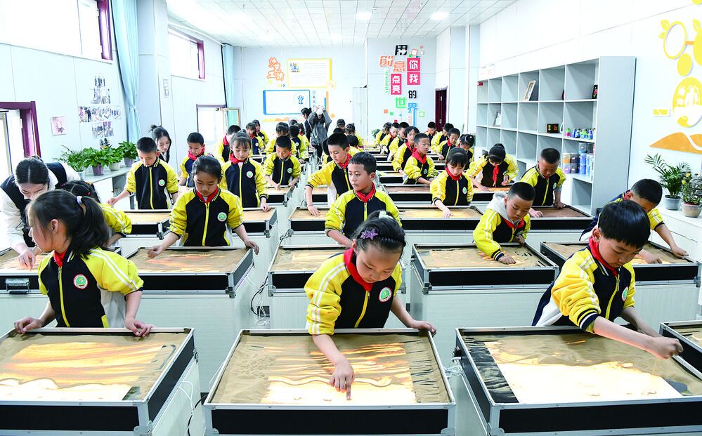 【新時代 新征程 新偉業(yè)·高質(zhì)量發(fā)展調(diào)研行】從紅色故事到紅色產(chǎn)業(yè)—高質(zhì)量發(fā)展區(qū)域調(diào)研行·海北篇(中)