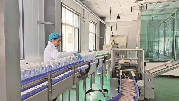 青海玉樹:泉水叮咚奏響致富曲