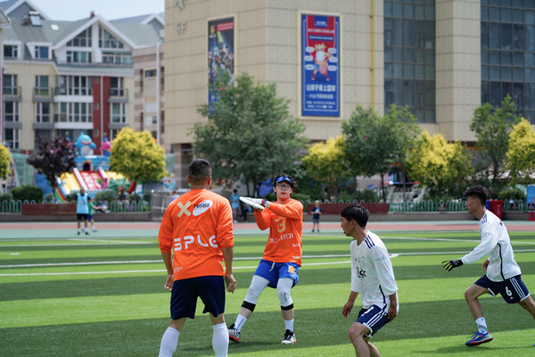 青海省全民健身大會首次舉行飛盤比賽