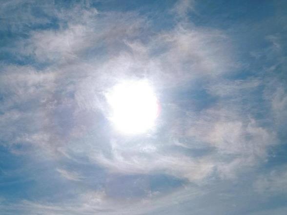 西寧市湟中區(qū)上空出現(xiàn)日暈奇觀