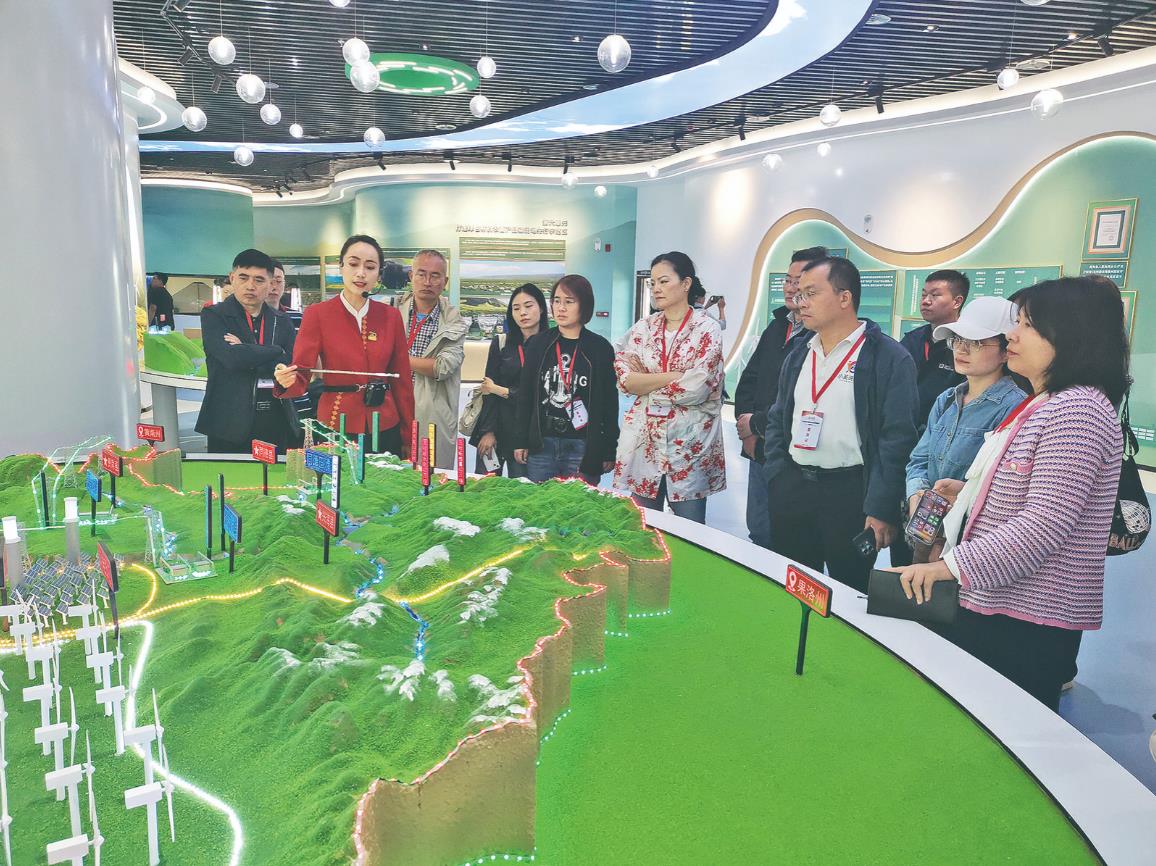 感受青海大地的生態人文之美——“習近平新時代中國特色社會主義思想在青海的實踐”主題采訪活動見聞