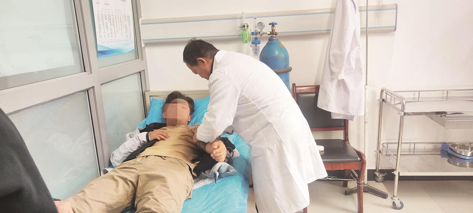 天路職工緊急救助高反游客