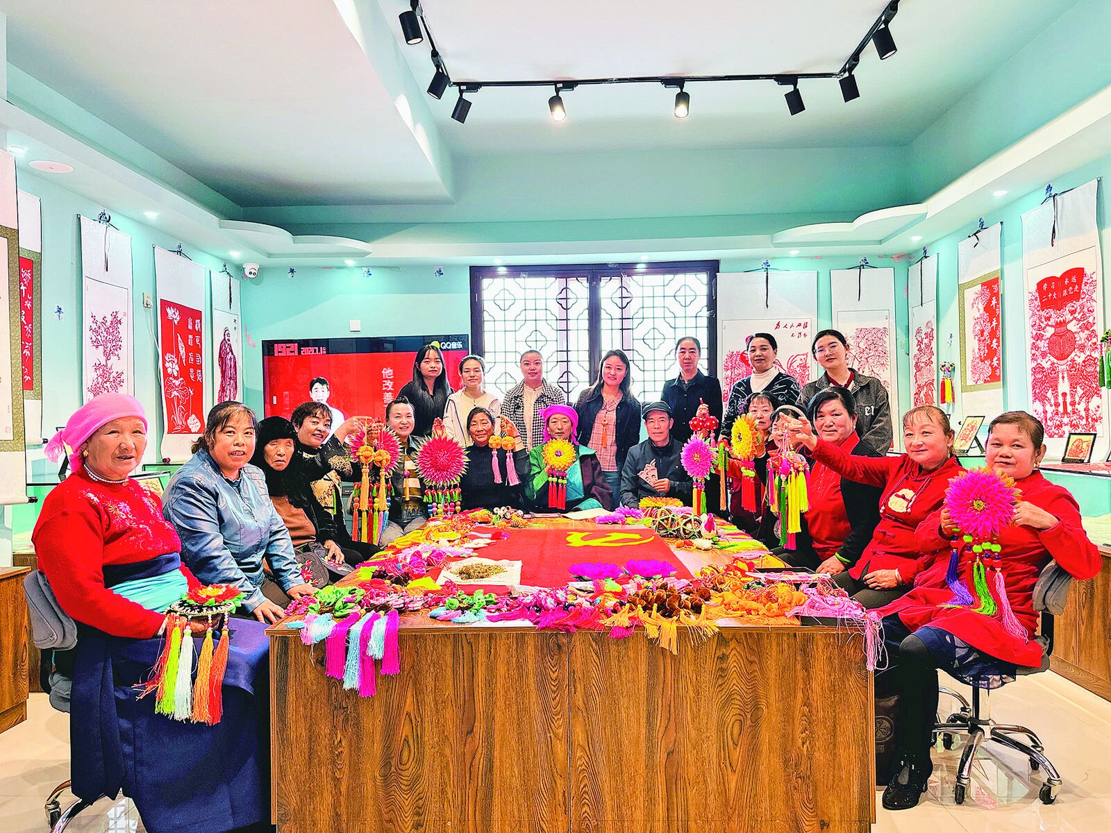 【鑄牢共同體 中華一家親】社區“暖心事” 架起“連心橋”