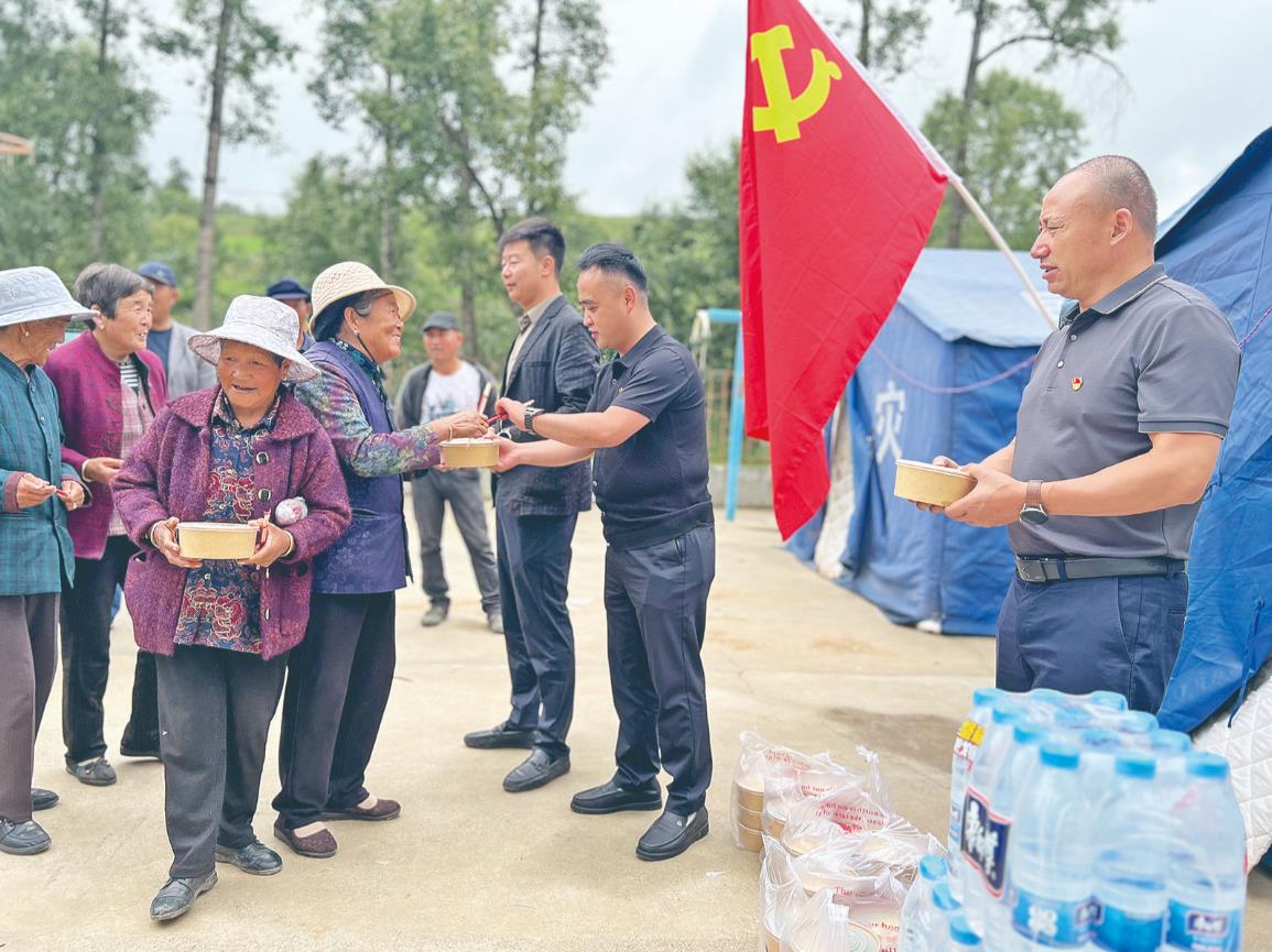 聞“汛”而動(dòng),筑牢安全“堤壩”