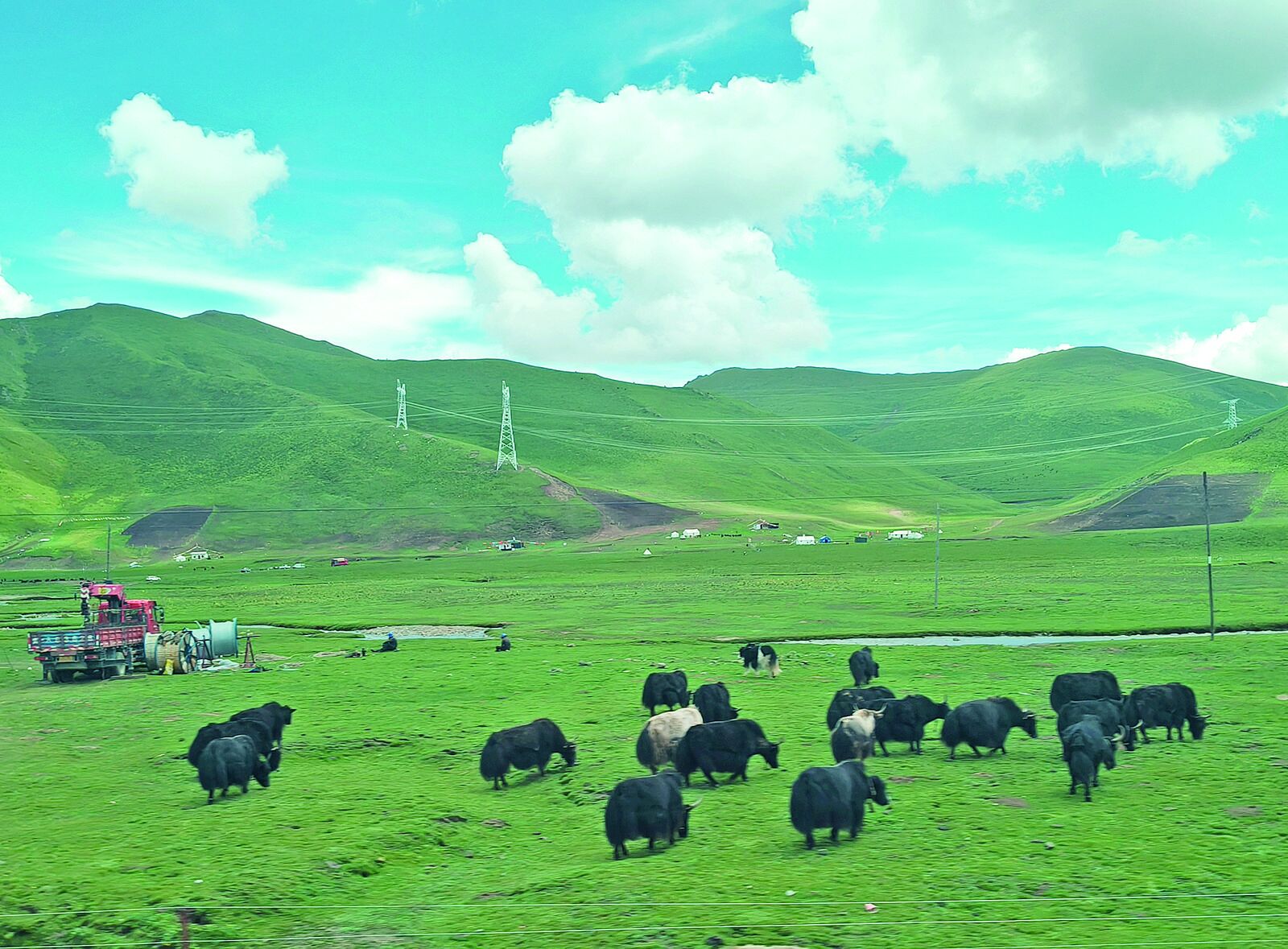 感受高質(zhì)量發(fā)展的果洛實踐——2024全國重點媒體青海果洛行采訪見聞