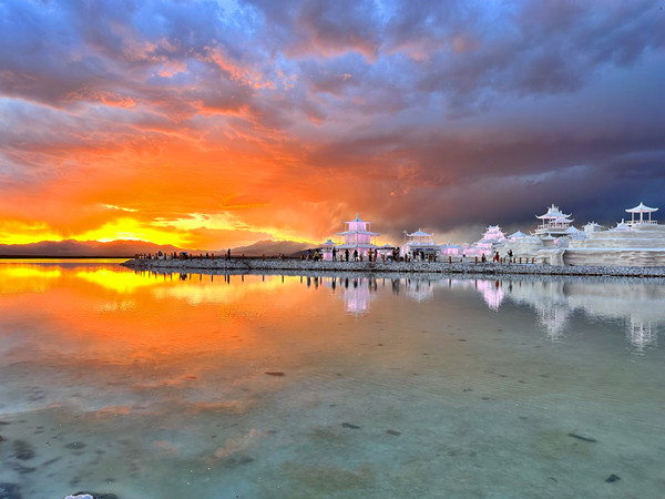 晚霞映茶卡 攝影:阿曌 (2)_副本