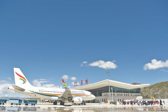 架起“空中橋梁” 續寫“雙向奔赴”新篇章——玉樹—拉薩航班復航見聞