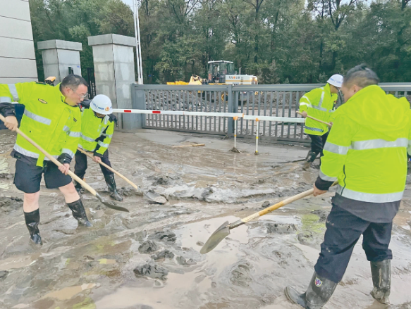 聞汛而動 青海多部門全力保通保暢