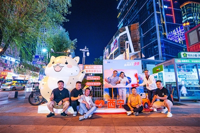 游客體驗(yàn)“豹”走西寧的一天——“我在西寧遇豹豹”系列報(bào)道之四