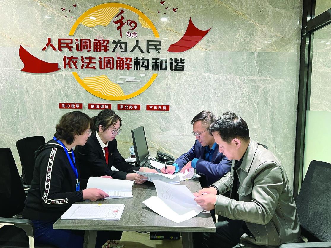 【黨旗在基層一線高高飄揚·黨旗輝映新征程 實干篤行在一線】黨建品牌強引領 司法為民質效升