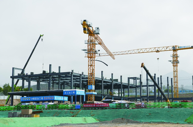 【新時代 新征程 新偉業·高質量發展調研行】青海海東:百億級綠色算力項目建設熱潮涌動——走進重點項目建設現場⑧