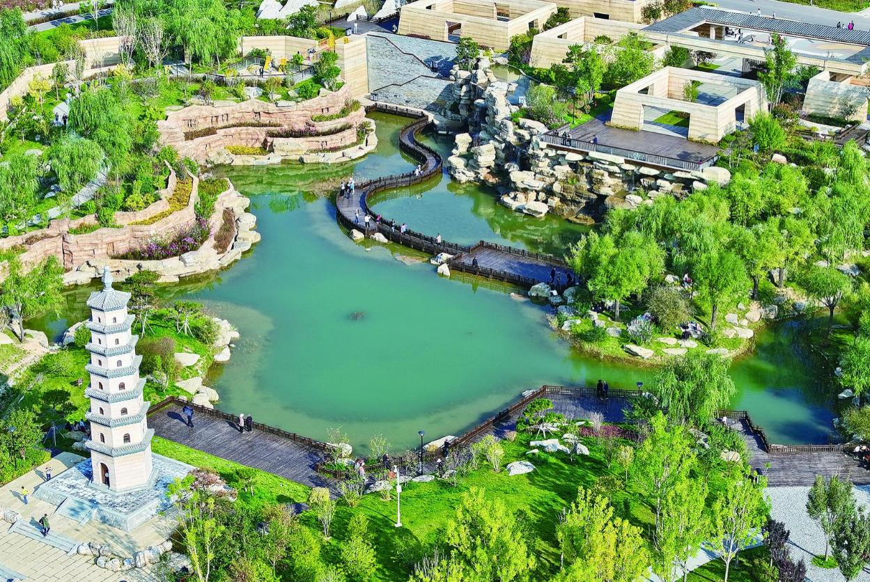 生態(tài)旅游繪就“詩(shī)與遠(yuǎn)方”