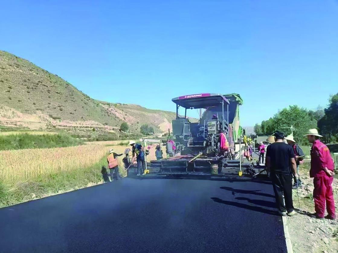 青海循化:“樹枝型”路網通往民心