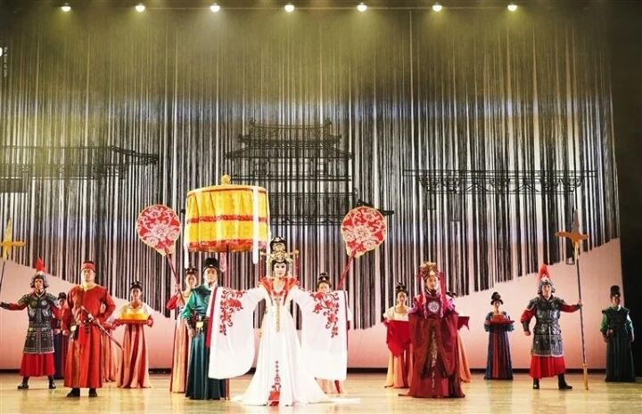 璀璨首秀!西寧市原創(chuàng)舞蹈詩劇《河湟》亮相成都