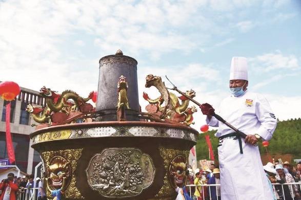 美食美刻 怎能少了青海土火鍋