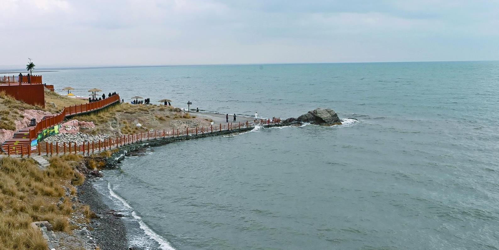 青海湖進入冬季旅游模式