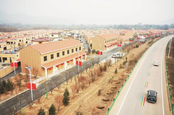 黃河岸邊崛起美麗新村