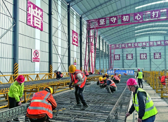 冬季施工“不打烊”——湟源至西海公路項目施工現(xiàn)場見聞