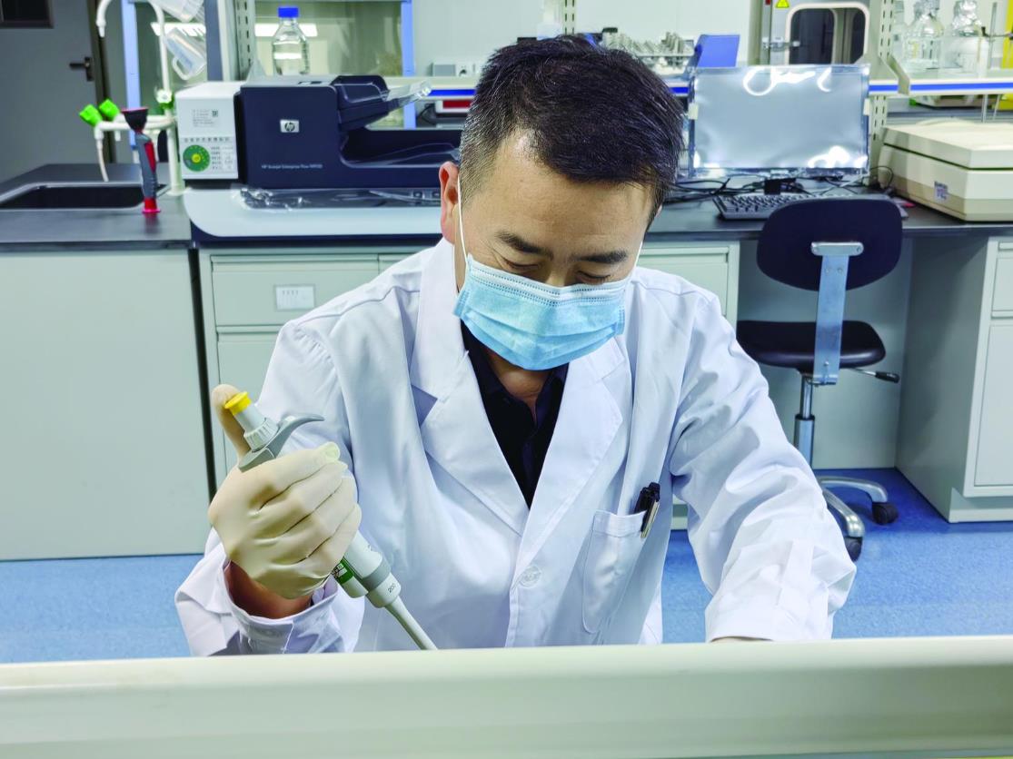 【身邊的感動】踏遍雪域高原 守護(hù)百姓健康——記2024年敬業(yè)奉獻(xiàn)“青海好人”馬霄