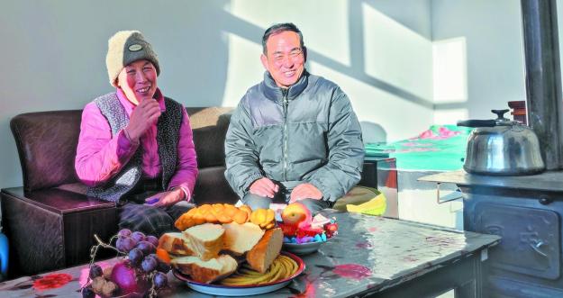 【牢記囑托 實(shí)干篤行·積石山地震一年來】板房寄情暖寒冬 新居圓夢啟新程